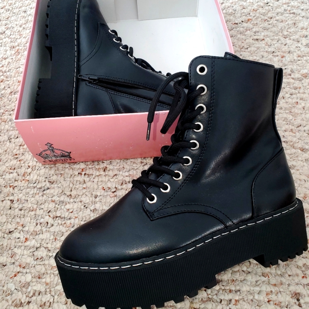 H&M chunky boots